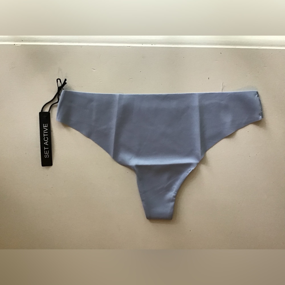 Set Active Thong
